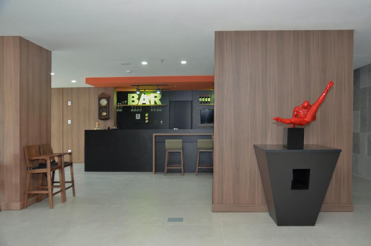 M Tower Hotel Pelotas Bagian luar foto