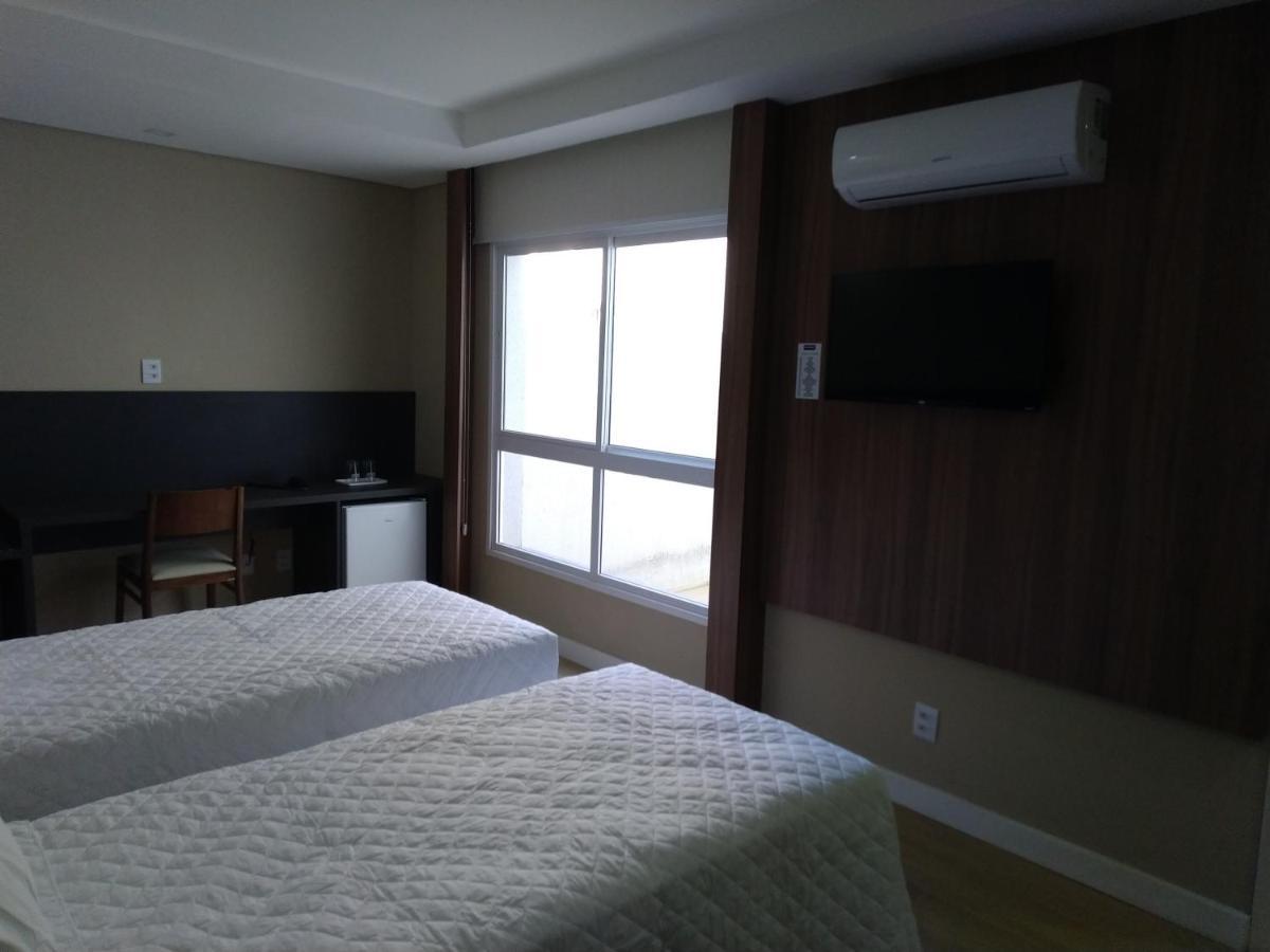 M Tower Hotel Pelotas Bagian luar foto