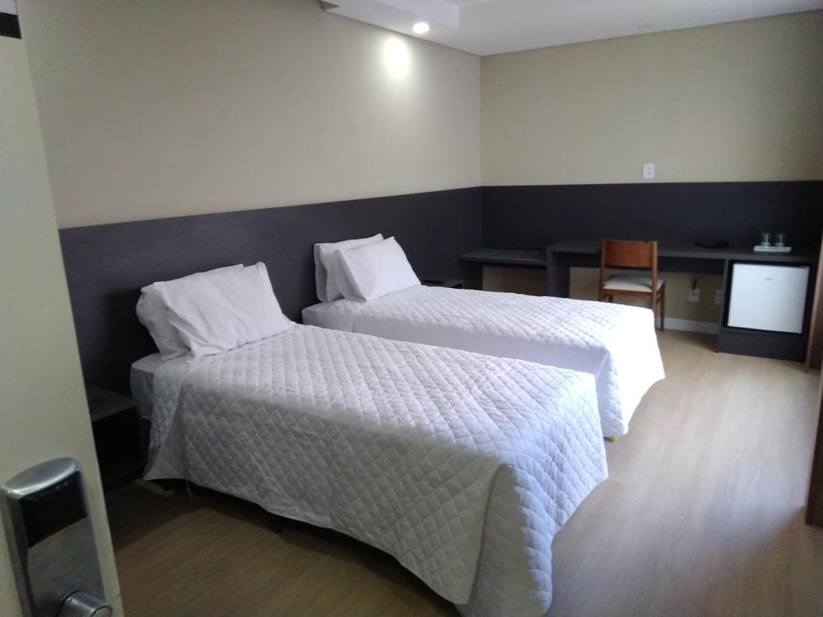 M Tower Hotel Pelotas Bagian luar foto
